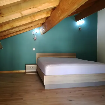 Holiday home De Caractere En Pleine Nature
